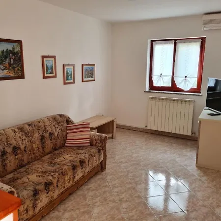 Ornela * Umago